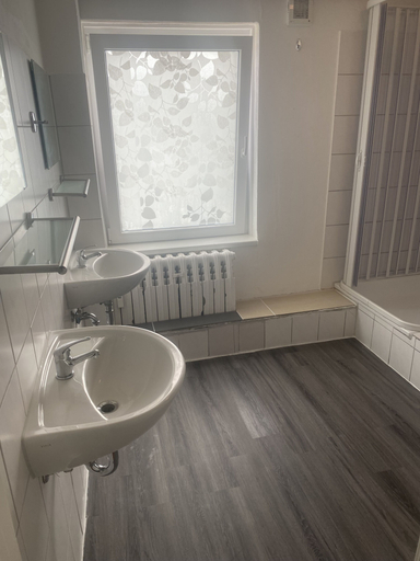 Bathroom 5, M&R Hostel, Rostock