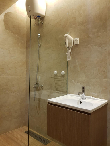 Bathroom 3, Danka@tudor residence, Batam