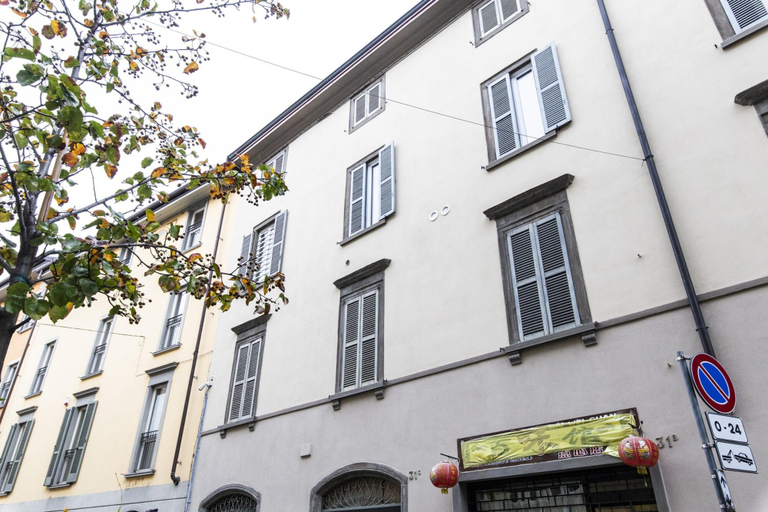 Room 5, Quarenghi 31 C in Bergamo, Bergamo