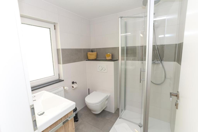 Bathroom, Falk & Frei Selketal Resort, Harz