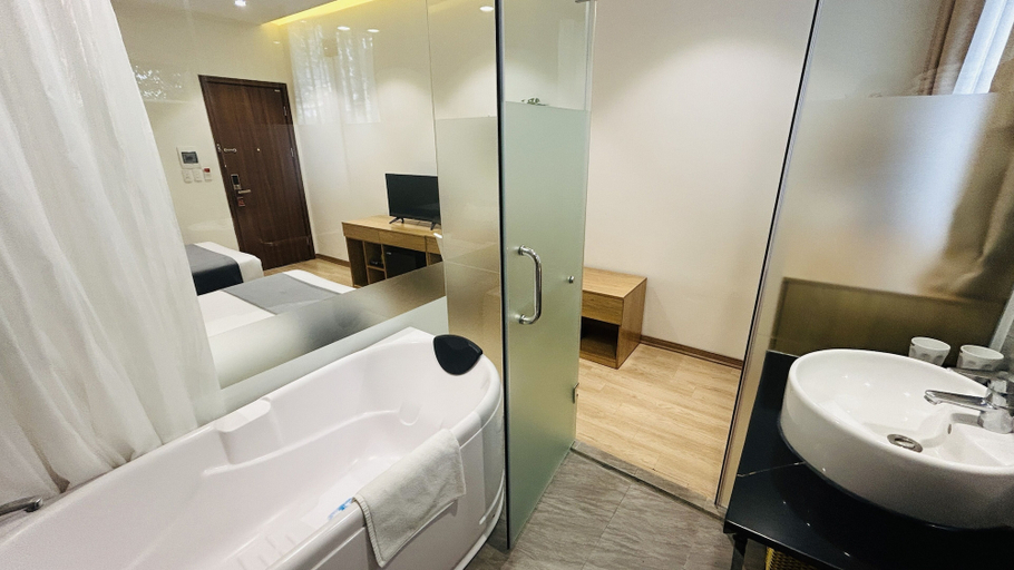 Bathroom 4, Mango Hotel Hanoi, Hoàn Kiếm