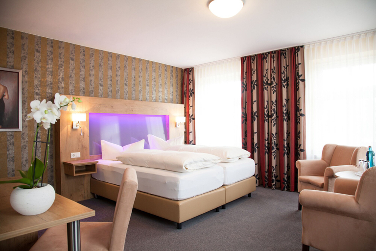 Bedroom 3, Hotel & Restaurant Gasthaus Zum Anker, Wittenberg