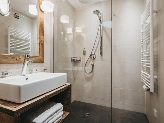 Bathroom 4, VAYA Sölden, Imst