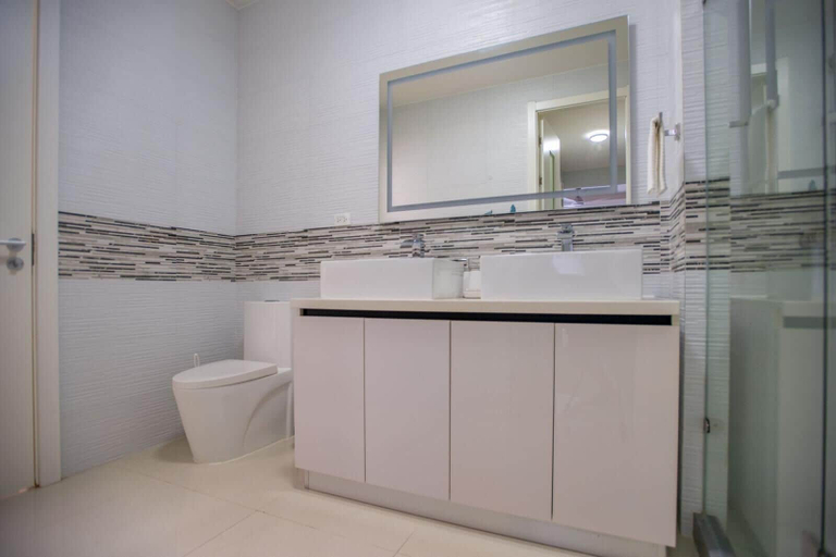 Bathroom 4, Dream 36 Montego Bay