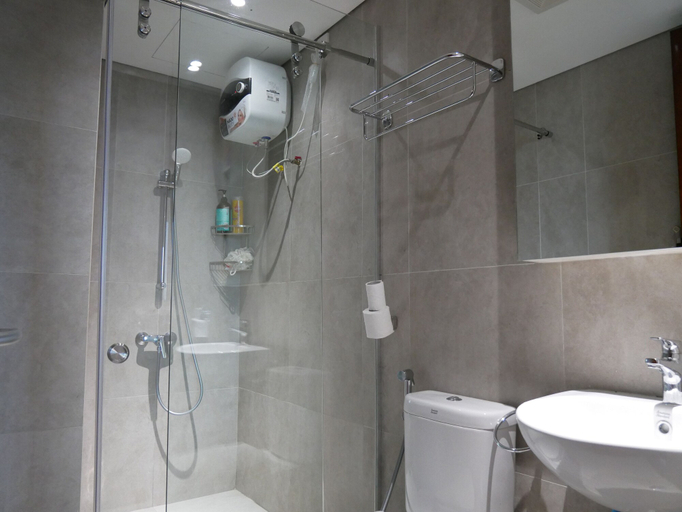 Bathroom 5, Meisterstadt Pollux Habibie, Batam