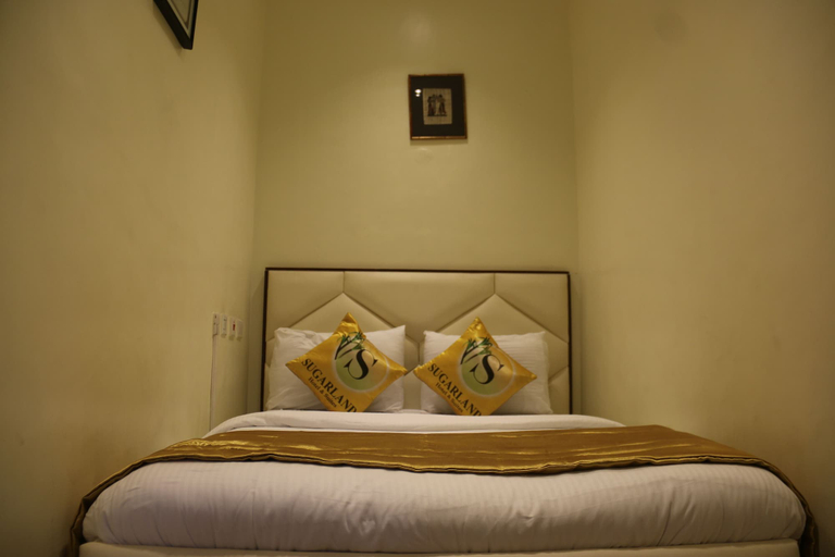 Bedroom 2, Sugarland Hotel & Suites, Ikeja, Ikeja