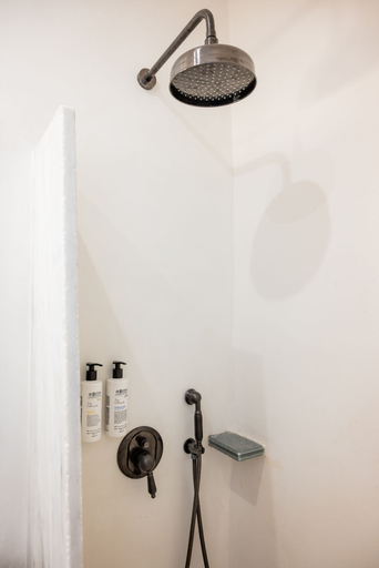 Bathroom 4, aniko suites White Alley, South Aegean