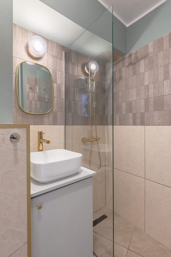 Bathroom, Sublime Minty Green 1BR on the Park, Municipiul Bucuresti