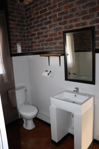 Bathroom 3, Sundowners Game Lodge, Sekhukhune