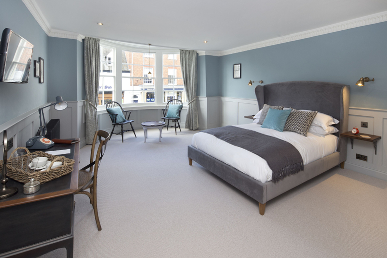 Bedroom 2, The George Townhouse, Warwickshire