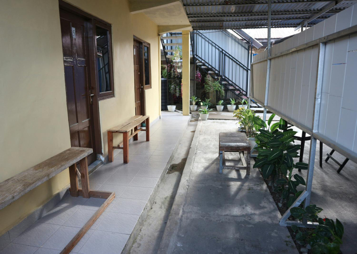 Others 4, Tange Guest House, Manggarai