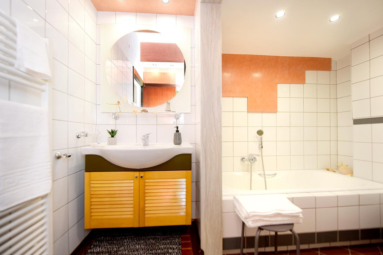 Bathroom 2, Martha's Home, South Aegean