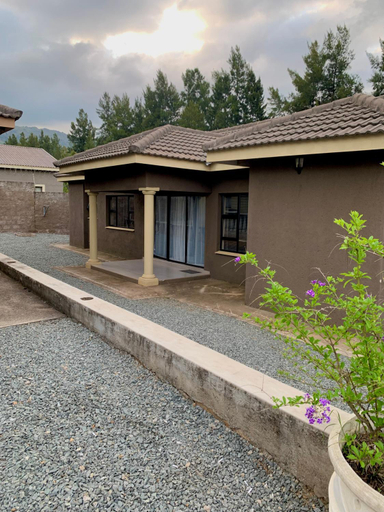 Others 5, Valleyside Executive Apartments, Lobamba