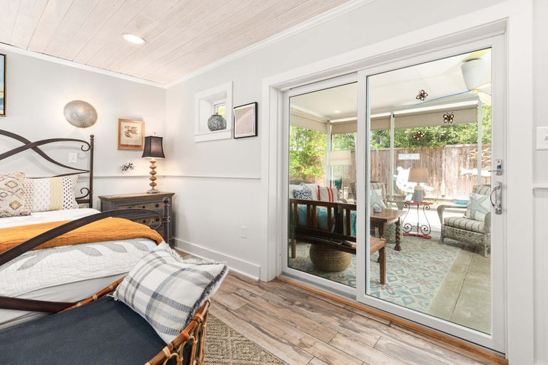 Bedroom 2, Vitamin Sea Cottage, Chatham