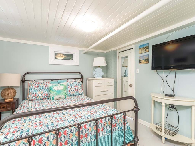 Bedroom 3, Butler Beach Cottage by Tybee Vacation Rentals, Chatham