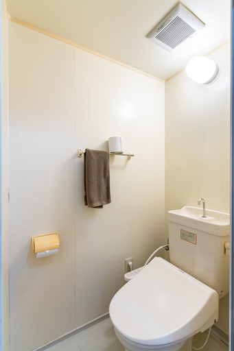 Bathroom 2