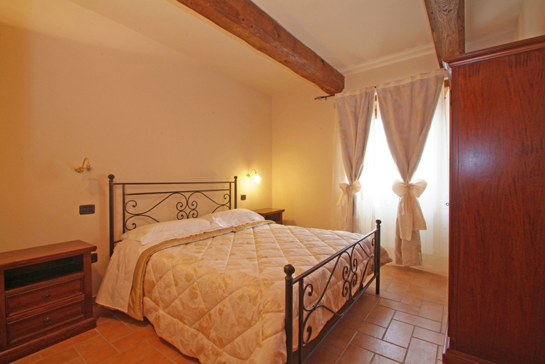 Bedroom 3, Palazzo del Papa Agriturismo, Perugia