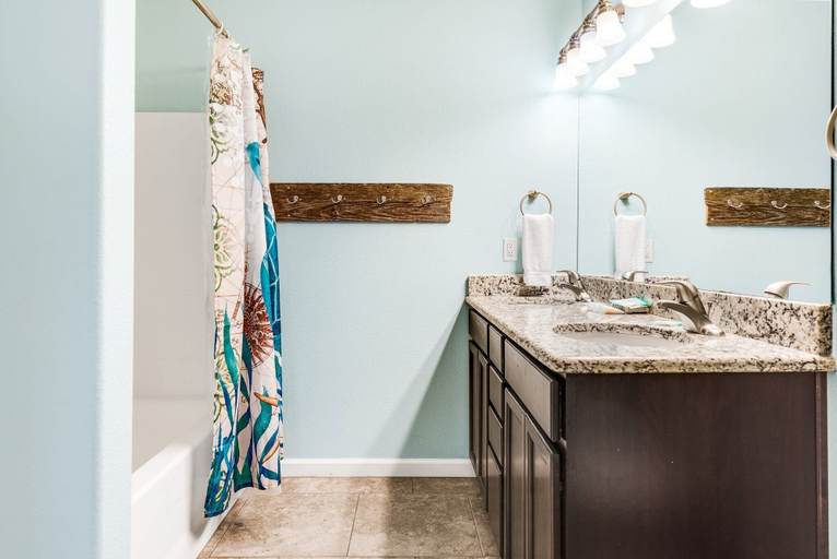 Bathroom 4, Boogie Board Bungalow - Pet Friendly! Private Pool!, Nueces