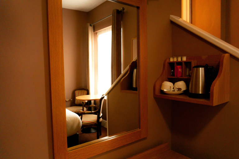 Others 5, Phoenix Park Hotel, Dublin