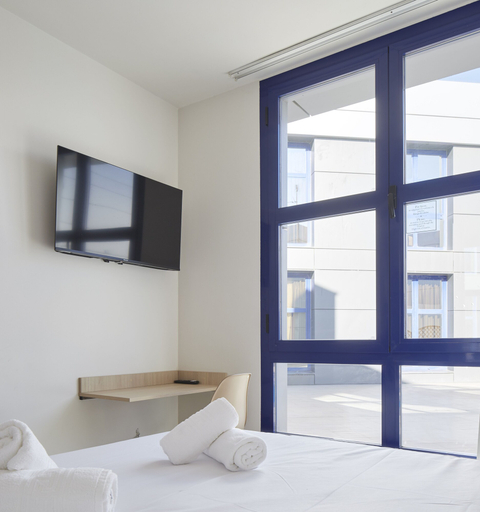 Bedroom 3, Iraipe Hotel Logrono, La Rioja