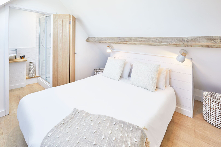 Others 3, Host Stay Cosy Coastal Golden Lion Apartments, North Yorkshire