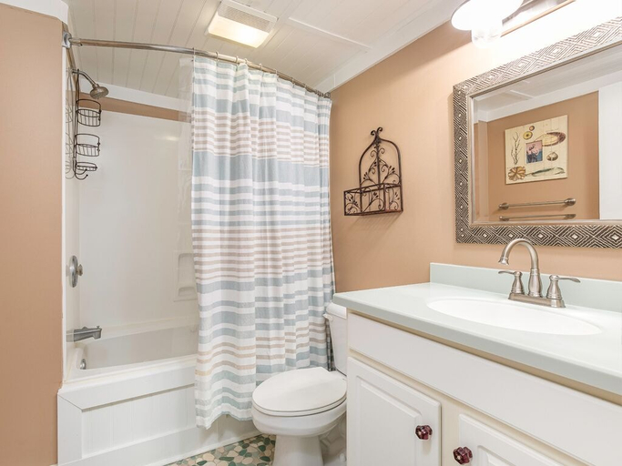 Bathroom 4, Mellow Yellow by Tybee Vacation Rentals, Chatham