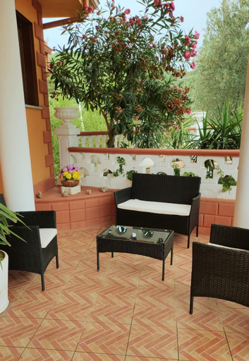 Others 3, Villa Di Gioia, Crotone