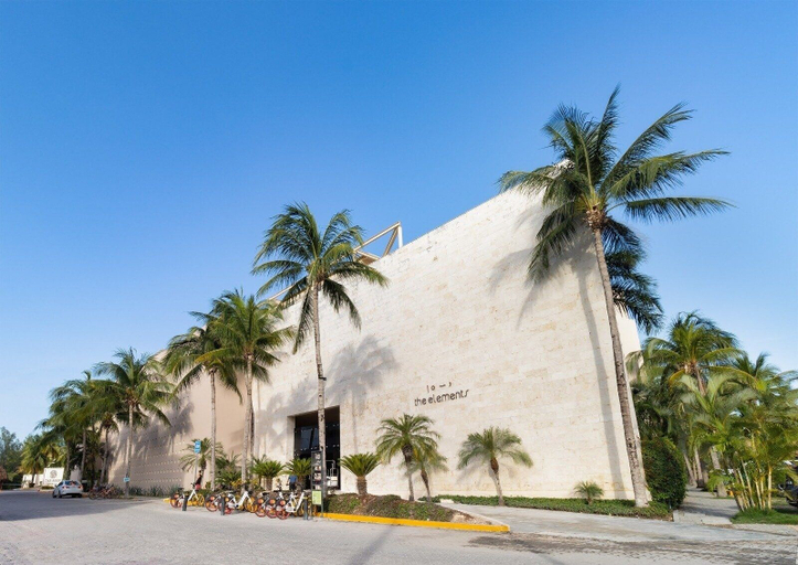 Exterior, Elements Penthouse 1 2 Bedroom Condo by RedAwning, Cozumel