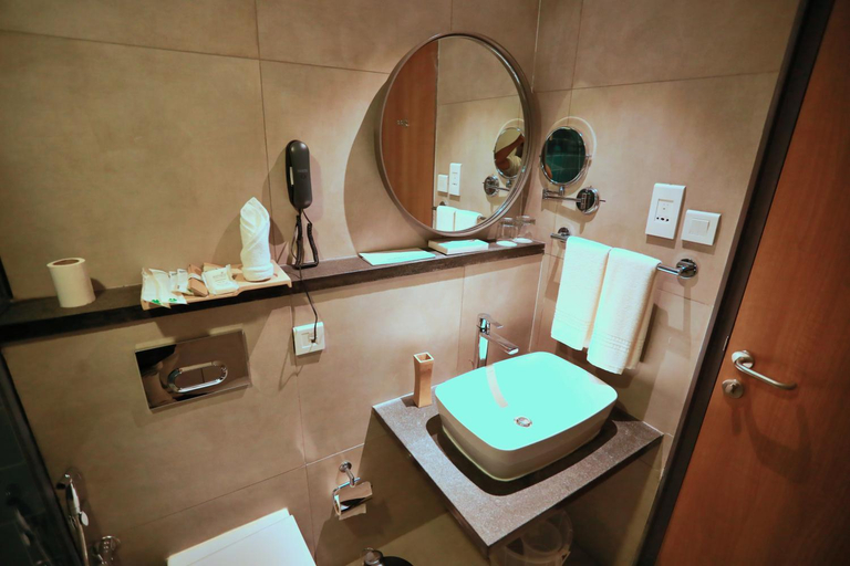 Bathroom 3, E.05 City Inn, Ernakulam