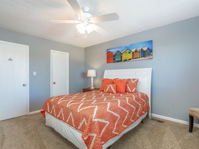 Bedroom 3, Tybee Lights 110C by Tybee Vacation Rentals, Chatham