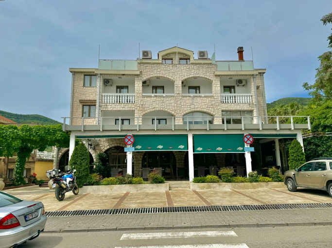 Exterior & Views 2, Hotel Grbalj