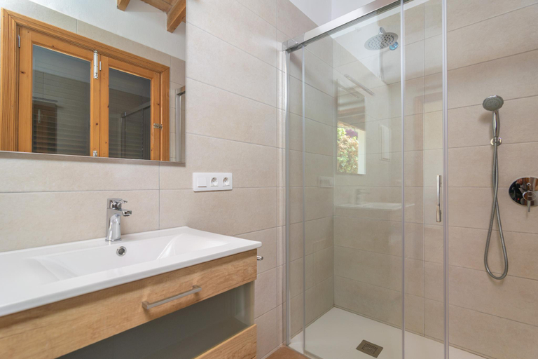 Bathroom 3, TIA TORRO, Baleares