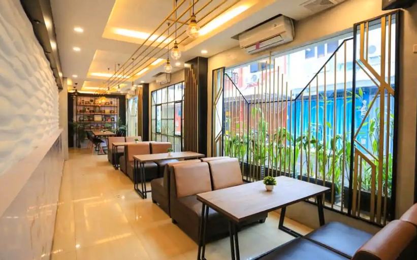 Food & Drinks 5, Hotel Sanrina Makassar, Makassar