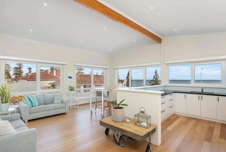 Others 2, Beautiful 3BR Beachside Apt in Cottesloe!, Cottesloe
