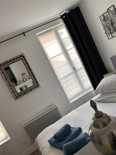Others 5, Auberge de la rose, Eure-et-Loir