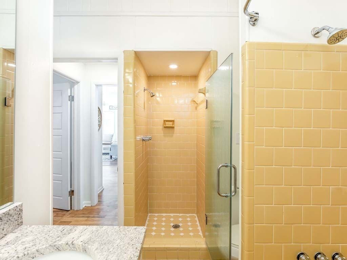 Bathroom 3, Mullet Manor by Tybee Vacation Rentals, Chatham