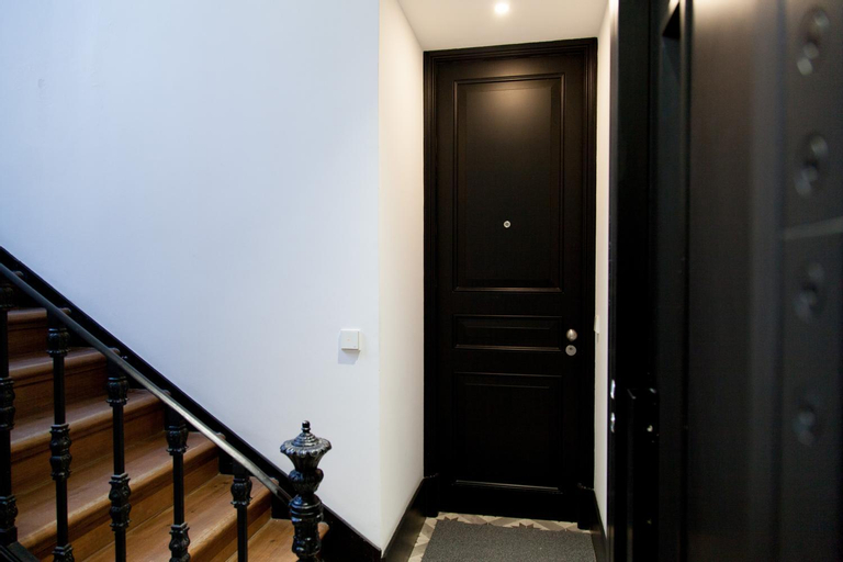 FLH Lapa Design Apartment with Terrace, Lisboa