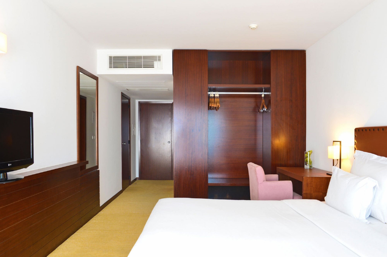 Bedroom 9