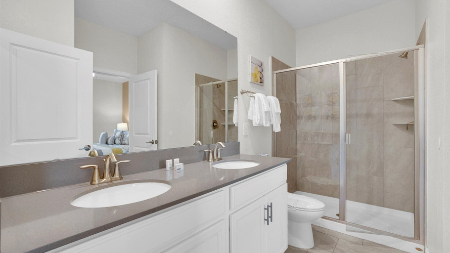 Bathroom 4, 9004 Sommerset Hills dr, Osceola