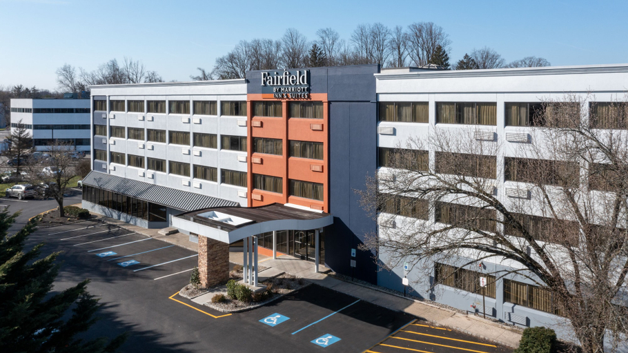 Exterior & Views 2, Fairfield Inn & Suites by Marriott Parsippany, Morris