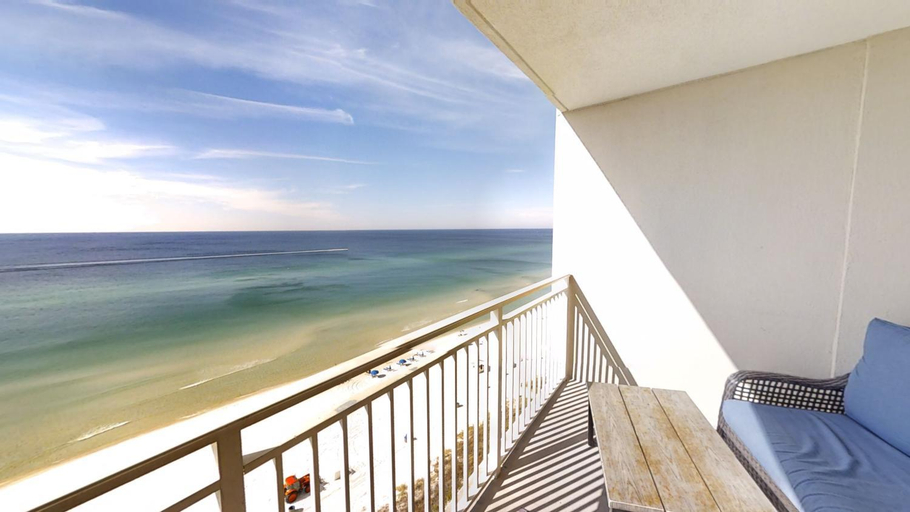 Others 5, Emerald Beach 1327, Bay
