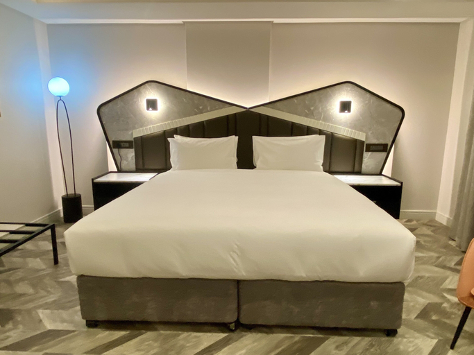 Bedroom 4, Coastlands Skye Hotel, eThekwini