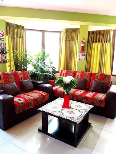 Public Area, Hostal Iskanwaya, Pedro Domingo Murillo