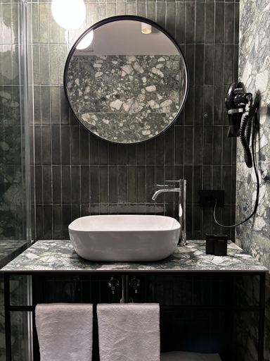 Bathroom 4, AV Hotel Milano, Milano