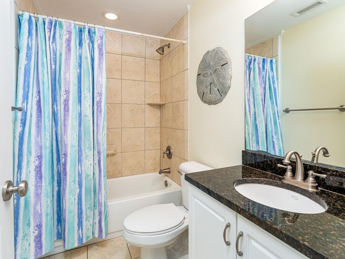 Bathroom 4, Silver Shores 4 by Tybee Vacation Rentals, Chatham