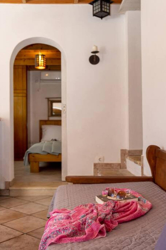Others 3, Anemelo Beach House in Panormos, South Aegean