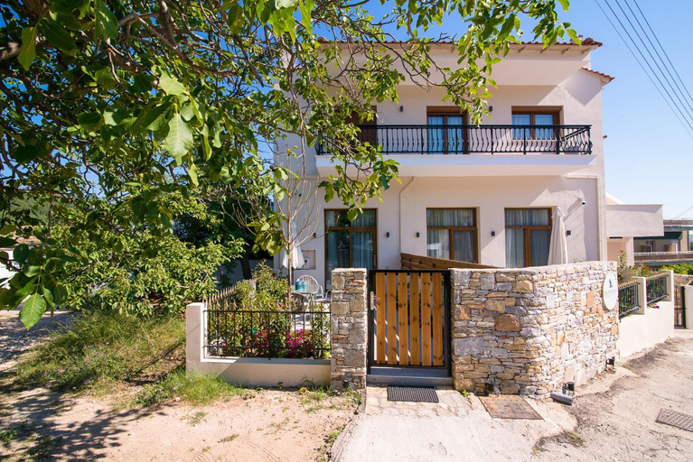 Others 5, On The Rocks, East Macedonia and Thrace