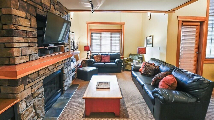 Others 5, Pinnacle Ridge Chalets by Fernie Lodging, East Kootenay