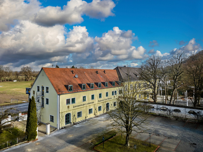 Exterior & Views 2, Tafernwirtschaft Hotel Schönbrunn, Landshut