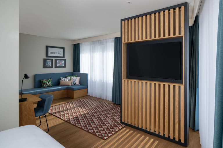 Bedroom 4, Hampton By Hilton Istanbul Sirkeci, Fatih